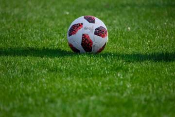 世界杯转播权谈崩！33亿人无法观看，FIFA高管来华能解决问题吗？｜完美体育官网（配图示意）